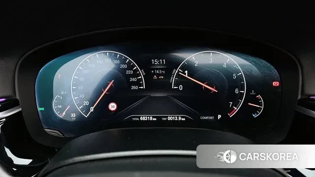 BMW 5 Series (G30) id 3748106 из Кореи 18