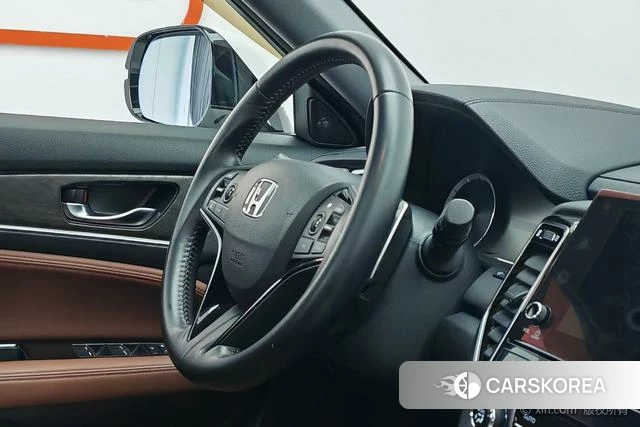 Honda UR-V id 4290782 из Китая 22