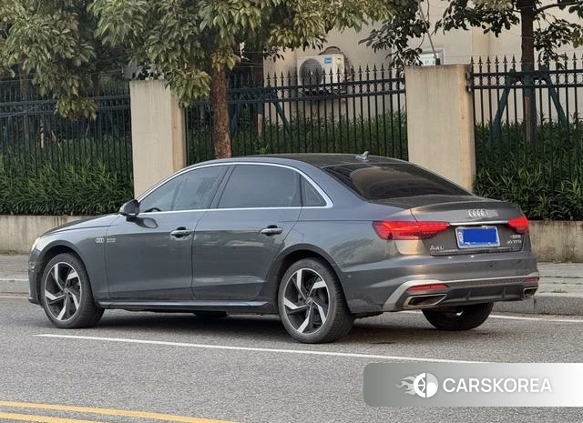 Audi A4L id 4400064 из Китая 17