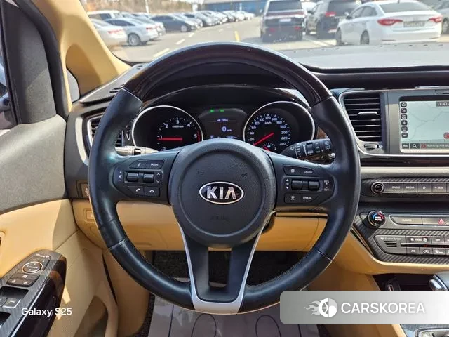 Kia The New Carnival id 3779210 из Кореи 18