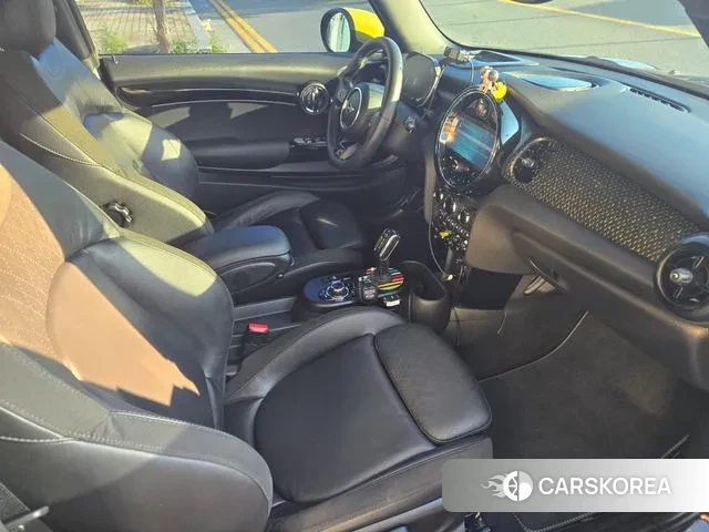 Mini Cooper Electric id 3342617 из Кореи 18