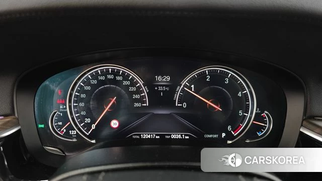 BMW 5 Series (G30) id 4530860 из Кореи 29