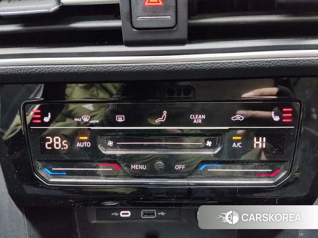 Volkswagen Tiguan L id 4366087 из Китая 16