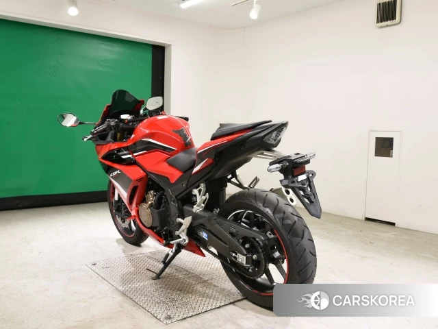 Проданный Honda CBR400R id 4289940 из Японии, фото 8