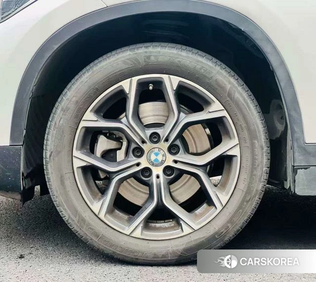 BMW X1 id 4182470 из Китая 14