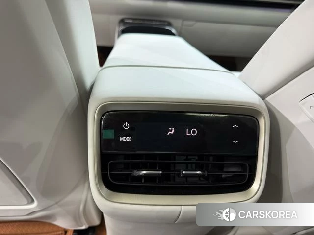 Buick Realm L7 id 4219931 из Китая 26