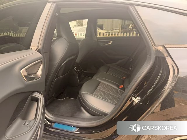 Audi A5L Sportback id 4207030 из Китая 8