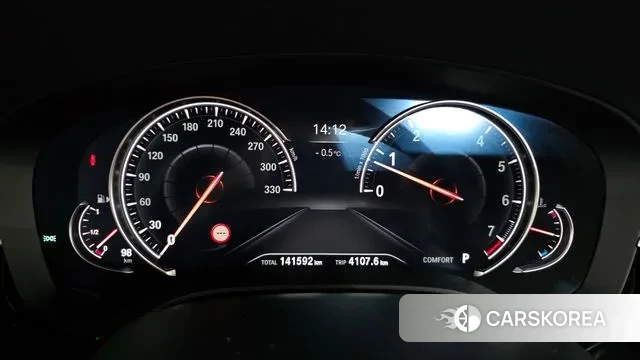 BMW 5 Series (G30) id 3449795 из Кореи 18