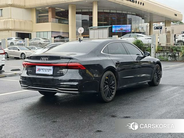 Audi A7L id 4348547 из Китая 15