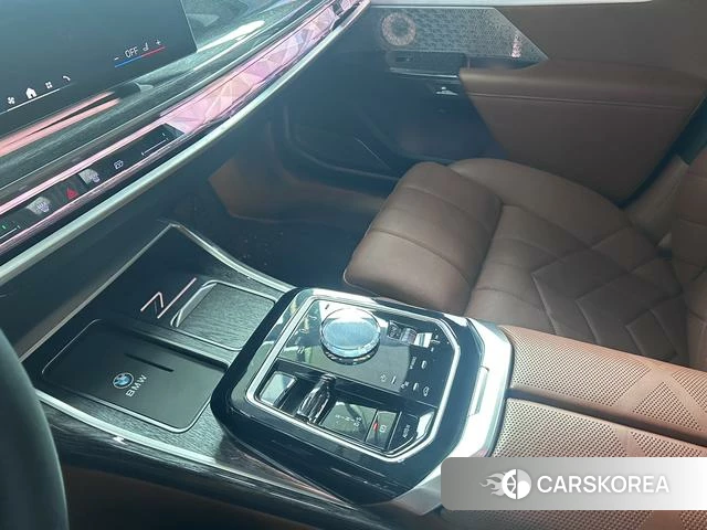BMW 7 series id 4299468 из Китая 11