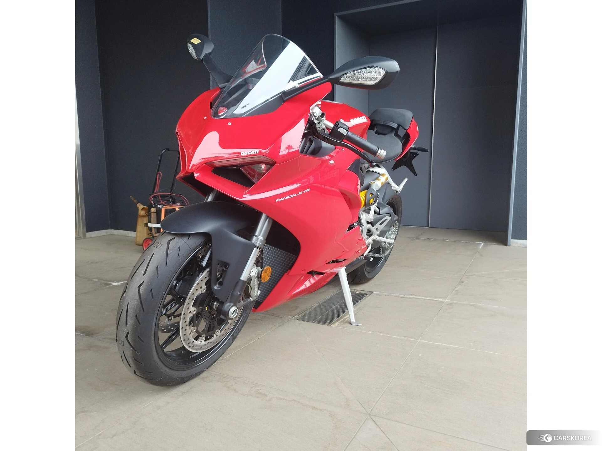 Ducati PANIGALE V2 id 4191892 из Японии 9
