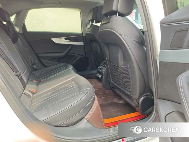 Audi A4L id 4263917 из Китая 15