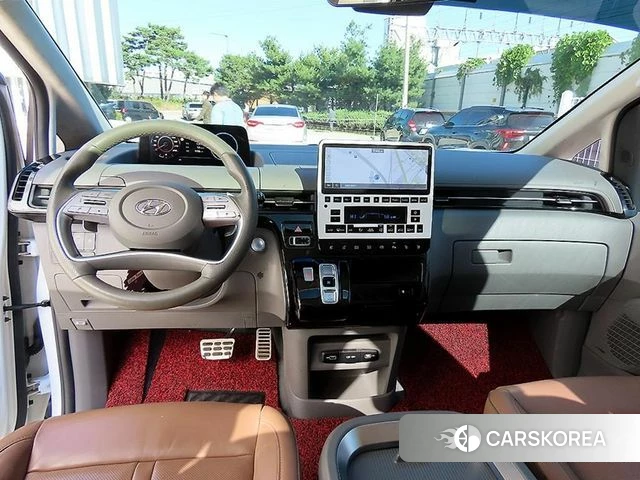 Hyundai Staria id 4942944 из Кореи 18