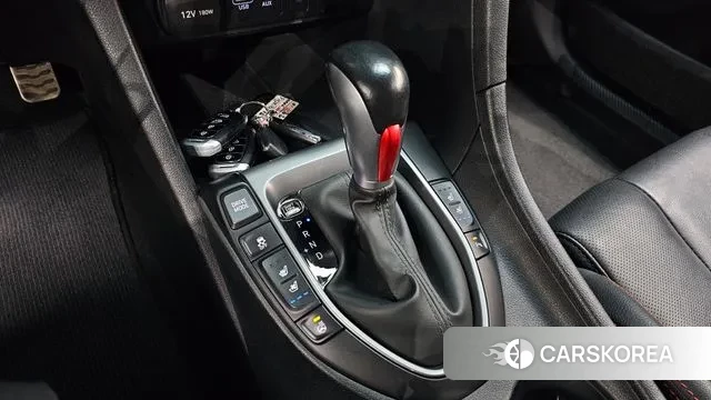 Hyundai Veloster (JS) id 3672791 из Кореи 18