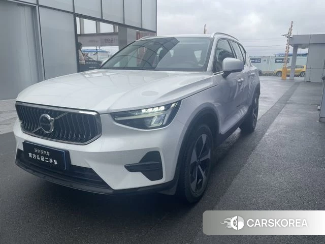 Volvo XC40 id 4240233 из Китая 17