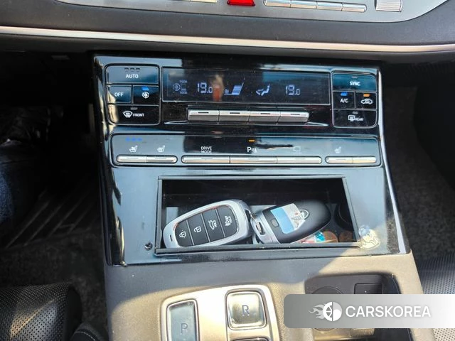Hyundai The New Grandeur IG id 4915755 из Кореи 11