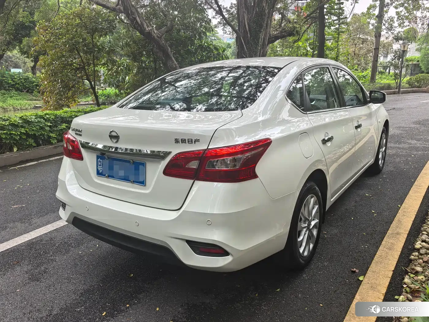 Nissan Xuan Yi id 4512968 из Китая 12