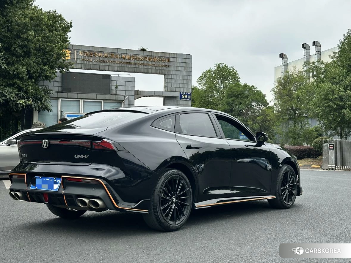 Chang'an UNI-V id 4407340 из Китая 9