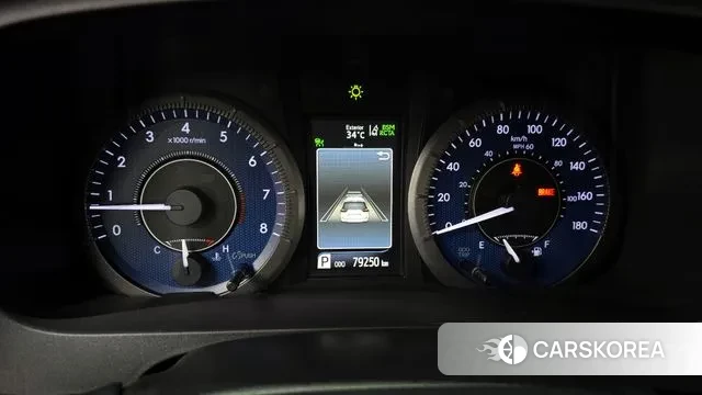 Toyota Sienna id 2976556 из Кореи 18