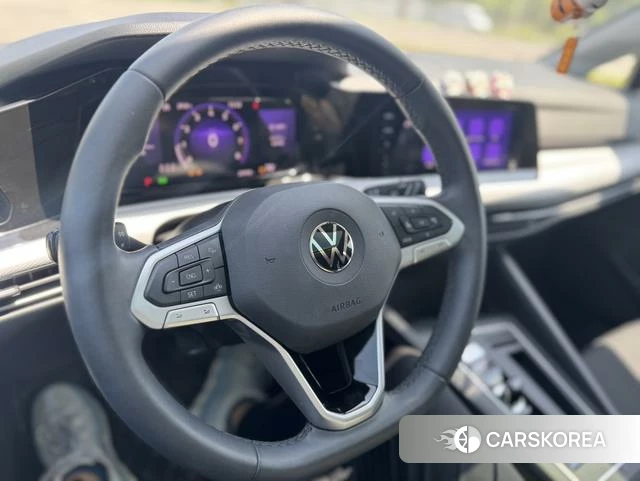 Volkswagen Golf id 4335624 из Китая 14