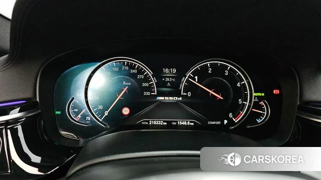 BMW 5 Series (G30) id 4703555 из Кореи 18