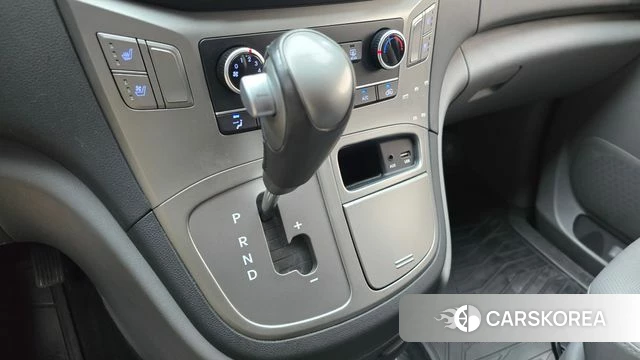 Hyundai The New Grand Starex id 4637905 из Кореи 28