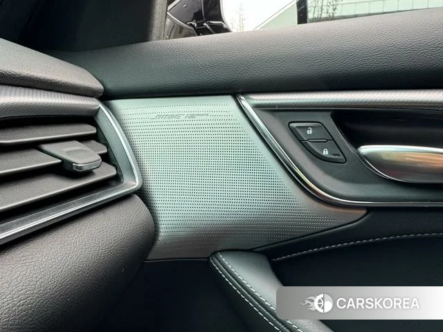Cadillac CT5 id 3920550 из Китая 18