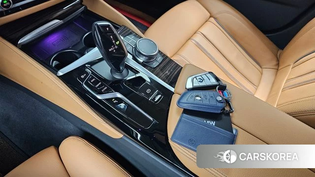 BMW 5 Series (G30) id 3831900 из Кореи 19