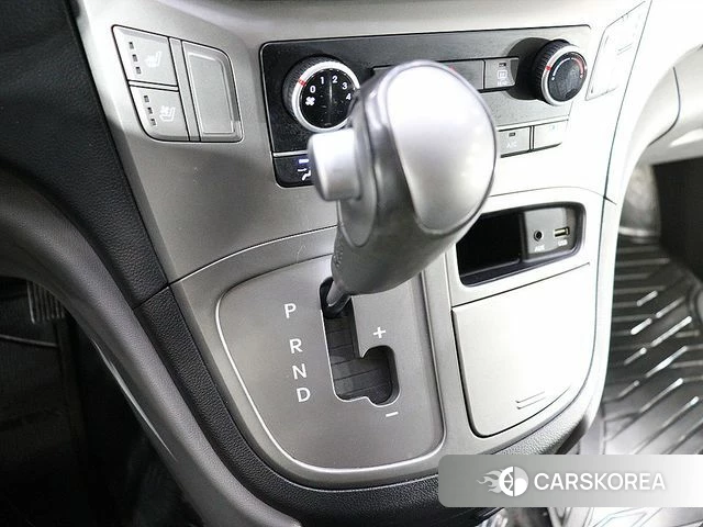 Hyundai The New Grand Starex id 4345510 из Кореи 19