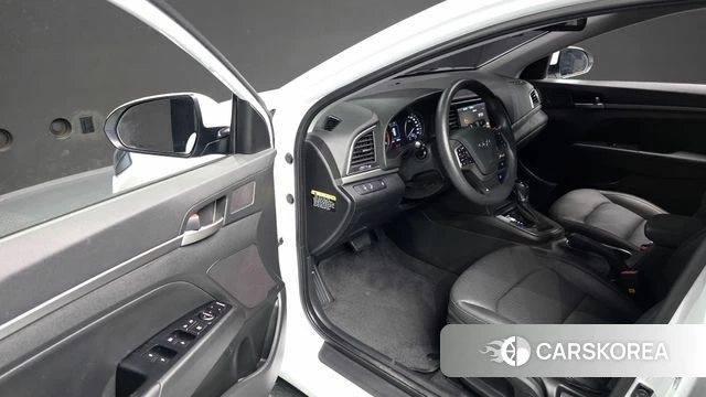 Hyundai Avante AD id 4520965 из Кореи 26