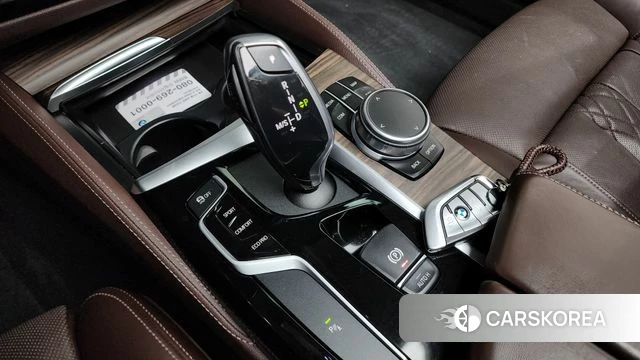 BMW 5 Series (G30) id 4430202 из Кореи 19
