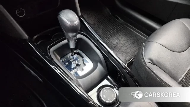 Peugeot 2008 id 3264888 из Кореи 19