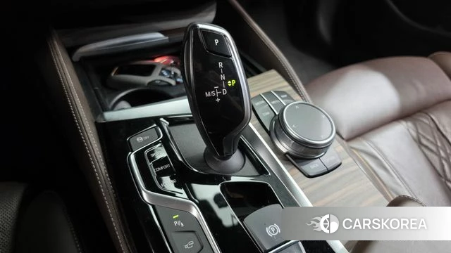 BMW 5 Series (G30) id 4746309 из Кореи 38