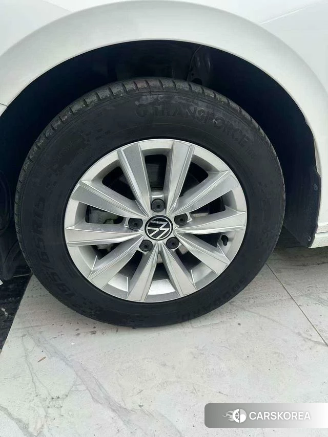 Volkswagen Lavida id 4314398 из Китая 13