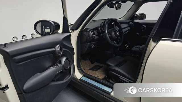 Mini Cooper id 4580991 из Кореи 31