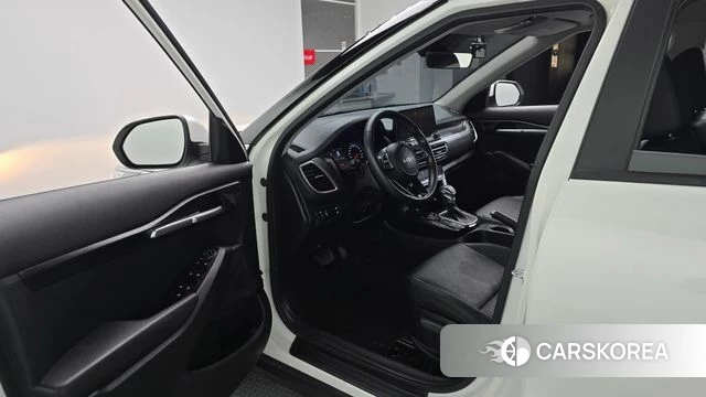 Kia Seltos id 4604010 из Кореи 29