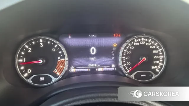 Jeep Renegade id 3253749 из Кореи 17