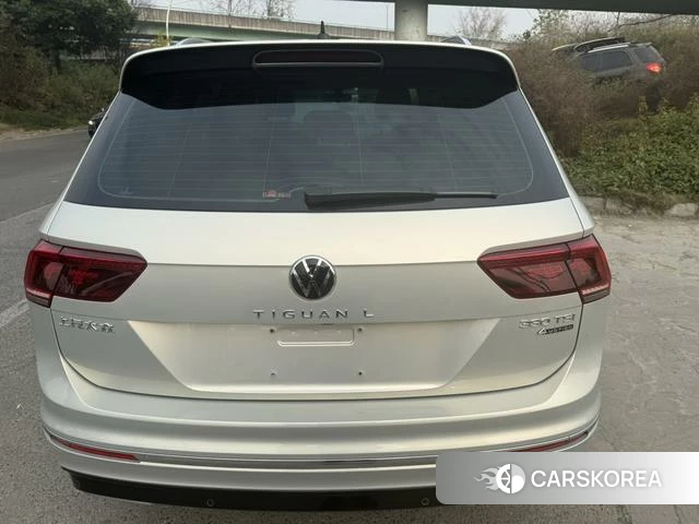 Volkswagen Tiguan L id 4260162 из Китая 15