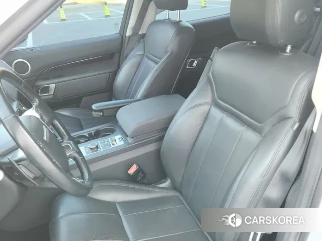 Land Rover Discovery 5 id 3627246 из Кореи 19