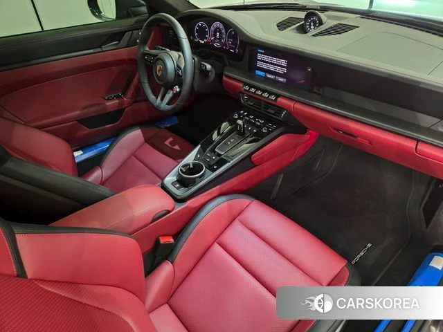 Porsche 911(992) id 4719581 из Кореи 19