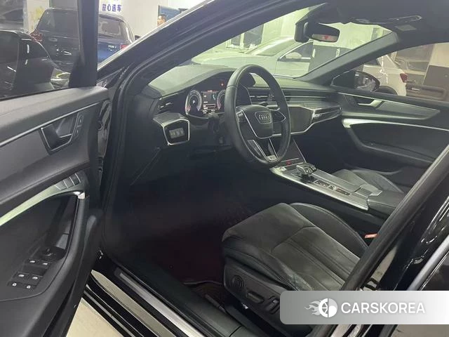 Audi A6L id 4208976 из Китая 9