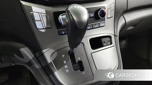 Hyundai The New Grand Starex id 3469087 из Кореи 19