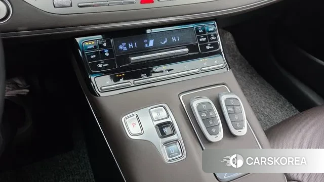 Hyundai The New Grandeur IG Hybrid id 3540102 из Кореи 19