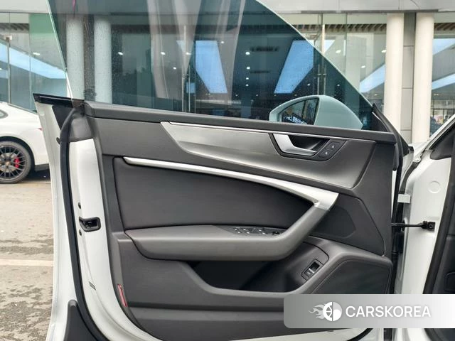 Audi A7L id 4258791 из Китая 13