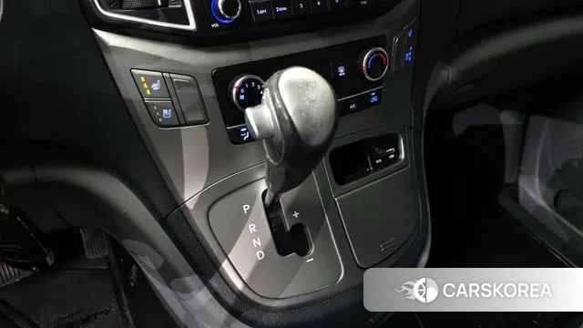 Hyundai The New Grand Starex id 3330723 из Кореи 19