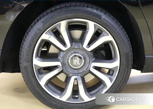 Rolls-Royce Cullinan id 3400155 из Кореи 19