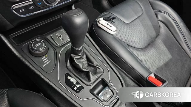 Jeep Cherokee (KL) id 4180397 из Кореи 19