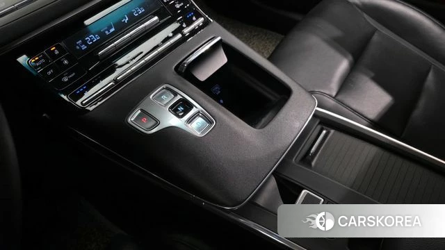 Hyundai The New Grandeur IG Hybrid id 3833210 из Кореи 19