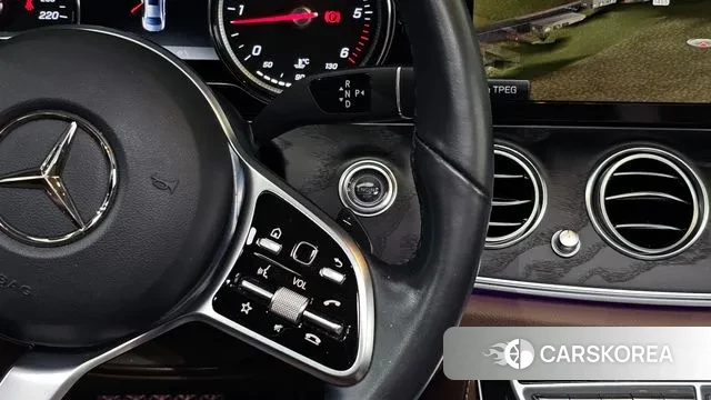 Mercedes-Benz E-Class W213 id 3296836 из Кореи 19