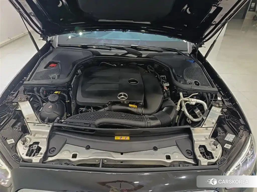 Mercedes-Benz E-Class id 4644616 из Китая 16